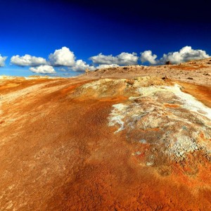 оранжевое геотермальное поле