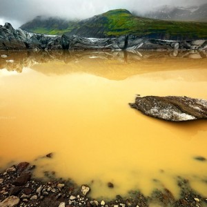 3D фото озера желтого цвета у ледника в Исландии 3D. Фото Люся Маратканова