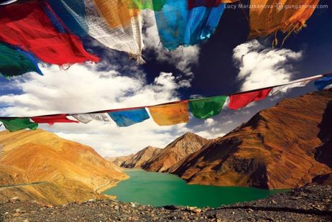Озеро Ямдрок. Тибет, 2012