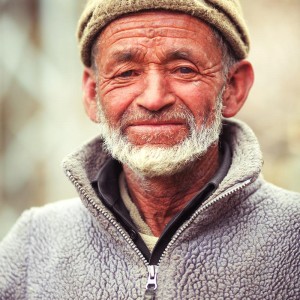пожилой человек в пакистане