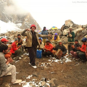 портеры в пакистане в походе в горы