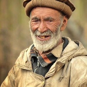 старый мужчина в пакистане